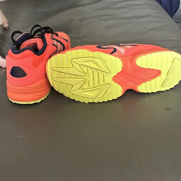 Brand new adidas shoes - Picture 3 of 4